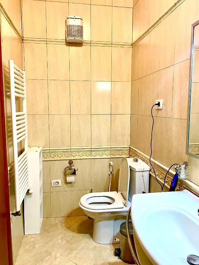 “Stadium” Apartment Tirana 0*,
